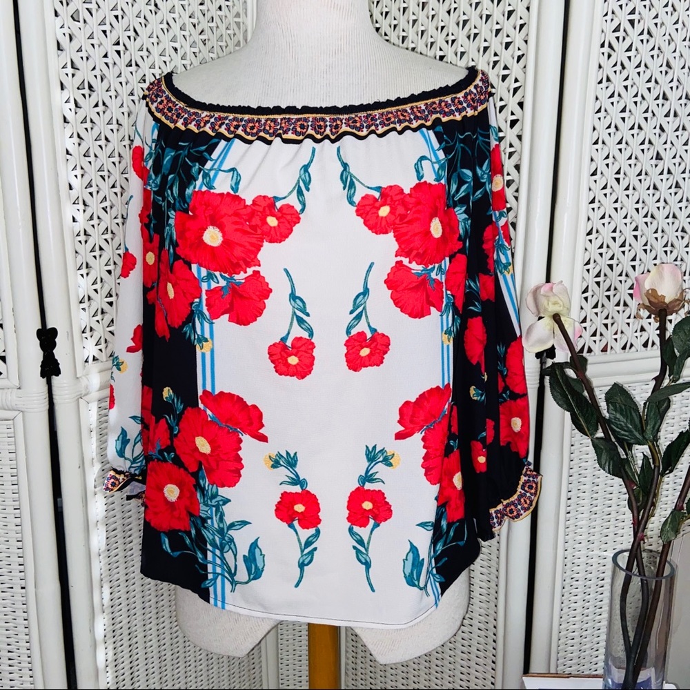 Off-the-shoulder Blouse